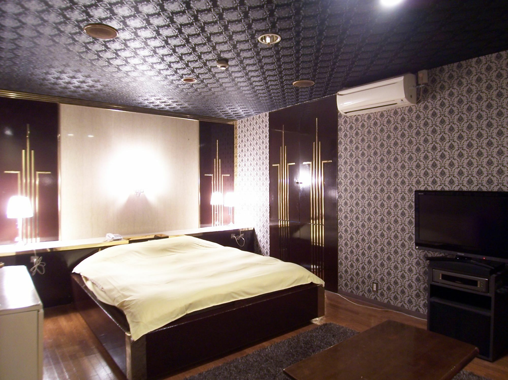 Hotel Pyramid (Adults Only) ฮิเมจิ ภายนอก รูปภาพ